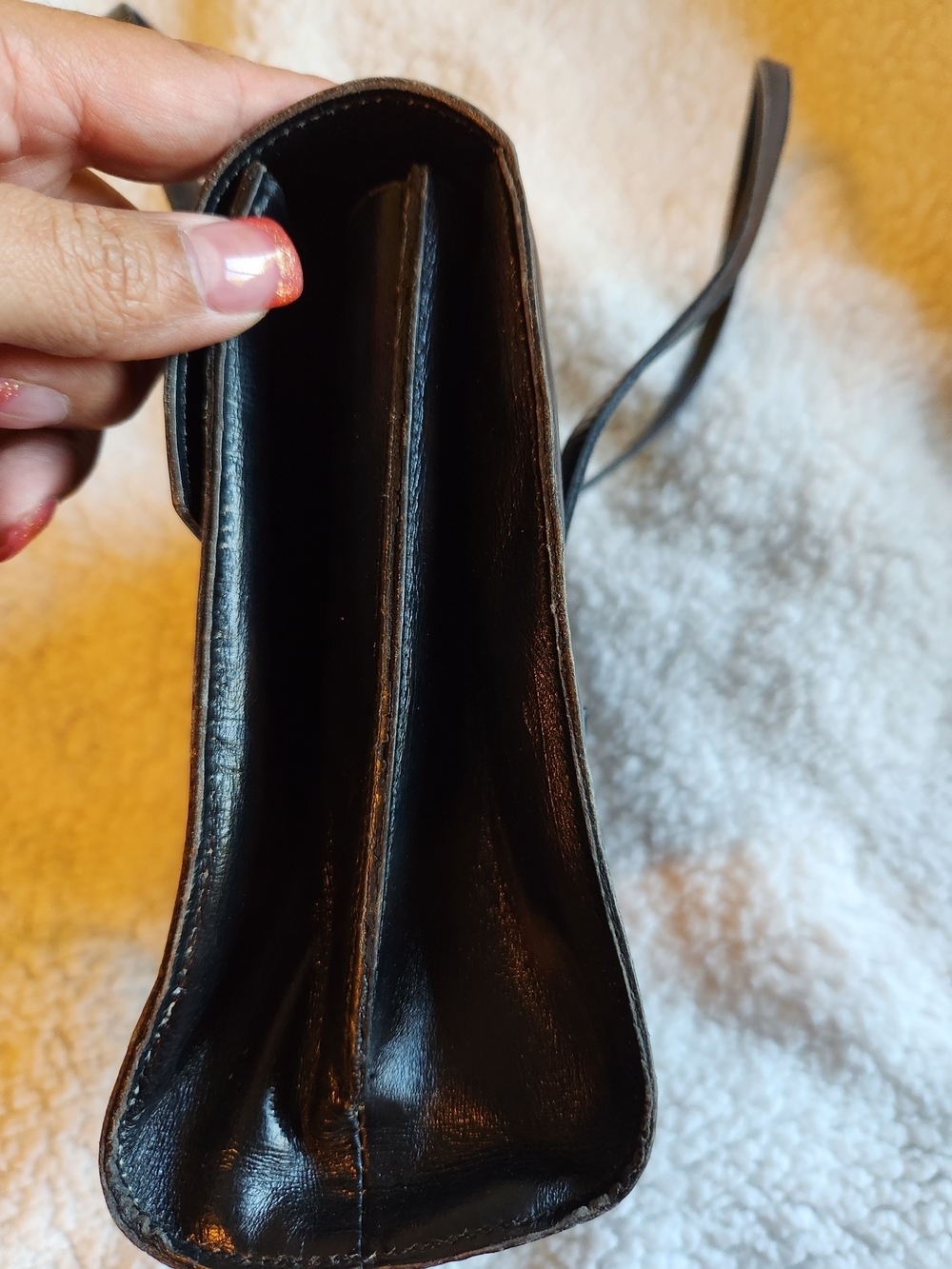 Dior Classic Black Leather Shoulder Bag - Picture 5 of 16